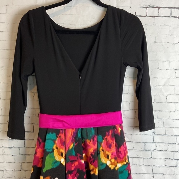 Eliza J Marlow Black 3/4 Length Sleeve Floral Scoop Neck Gown Size 2 Bow Modest - Picture 8 of 16